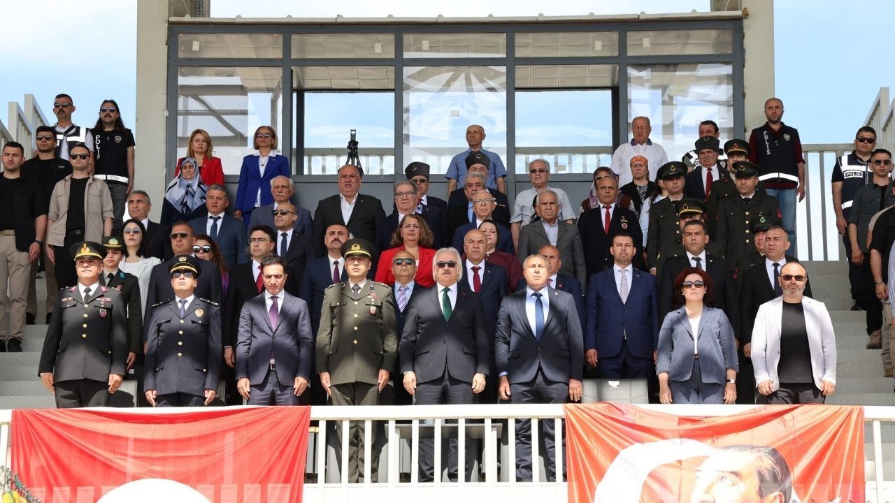 Söke’de 19 Mayıs Coşkusu Yeni Stadyumda Yaşandı1