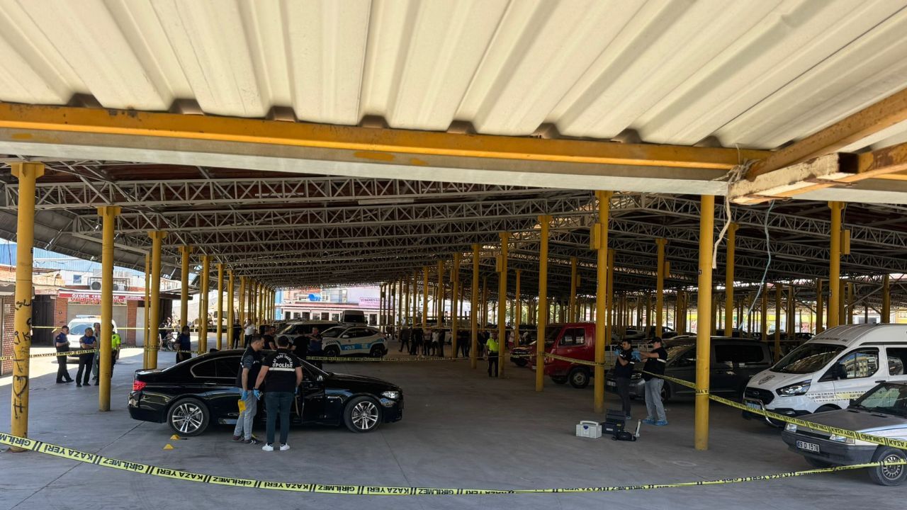 Söke’de Otomobile Kurşun Yağdı 1 Ölü, 1 Ağır Yaralı1