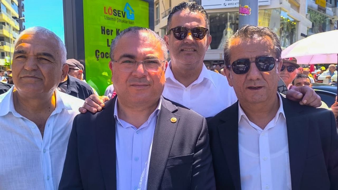 Yetişkin’den Özgür Özel’e Tam Destek1