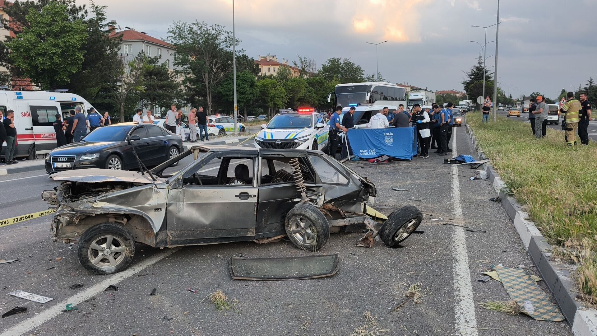 Takla atan otomobilde acı son: 17 yaşındaki genç hayatını kaybetti