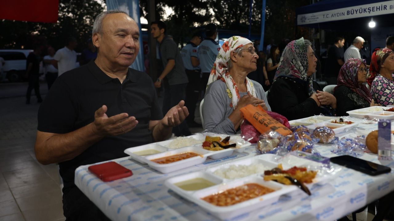 Çerçioğlu Vatandaşları Iftar Sofralarında Buluşturuyor4