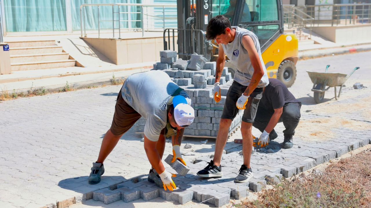 Didim’de Yol Bakım Seferberliği4