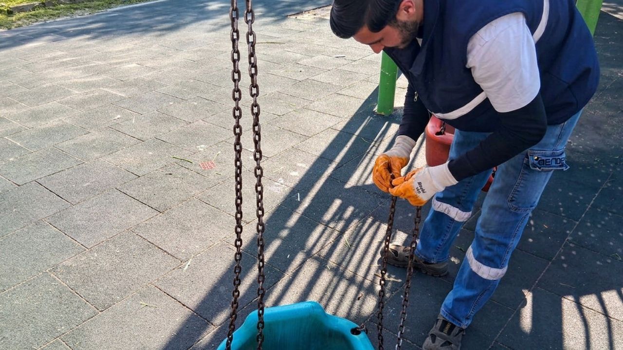 Efeler Belediyesi Parklardaki Tahribata Geçit Vermedi1