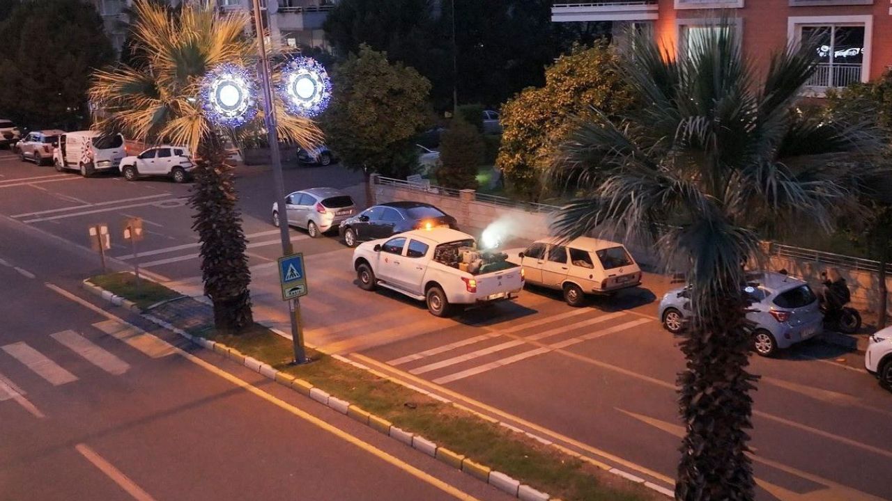 Efeler Belediyesi Sivrisineğe Karşı Sahaya Indi1