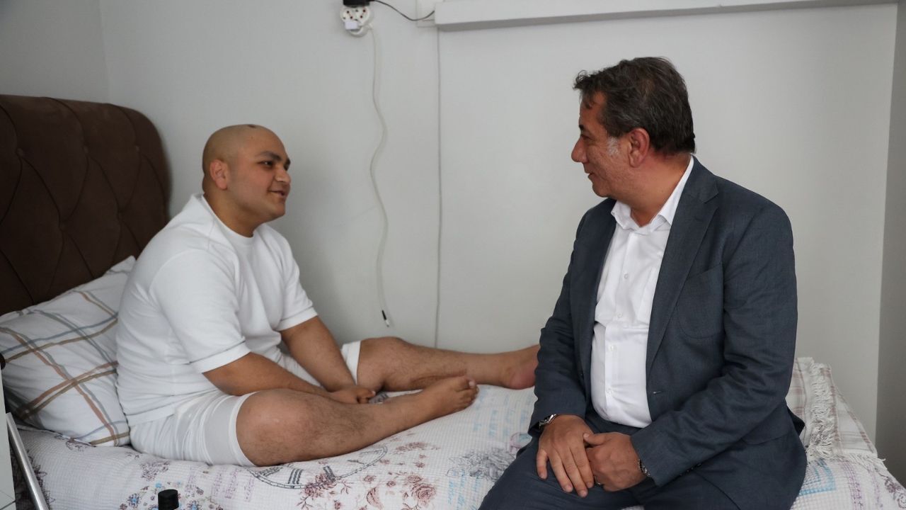 Efeler’de Yürekleri Isıtan Buluşma