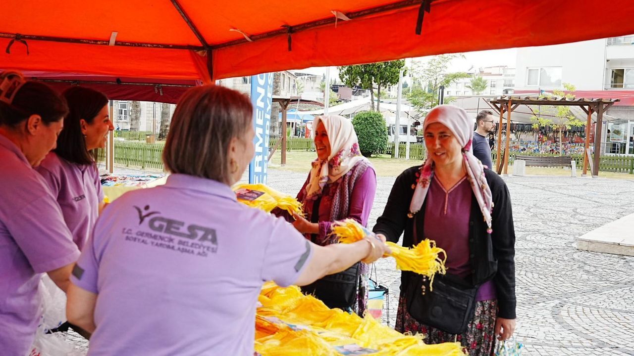 Germencik’te 11 Bin Iğlek Torbası Üreticilere Ulaştı1