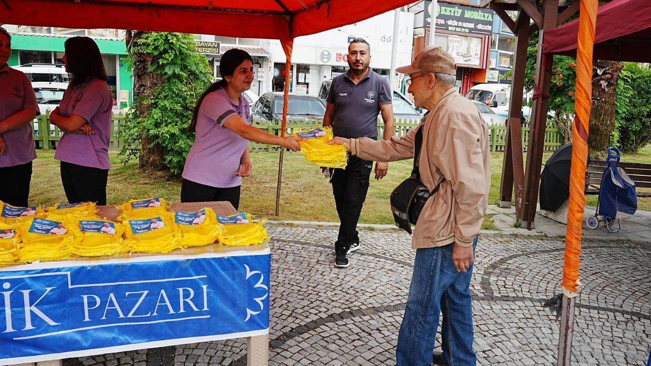 Germencik’te 11 Bin Iğlek Torbası Üreticilere Ulaştı2