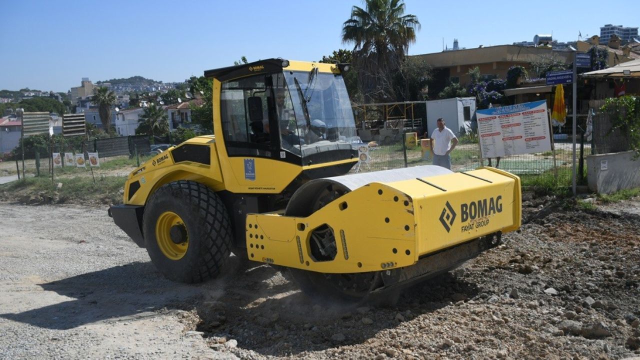 Kadınlar Denizi Mahallesi’nde Yol Seferberliği1