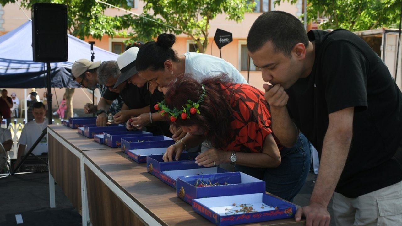 Kirazlı’da Şenlik Coşkusu Başladı2