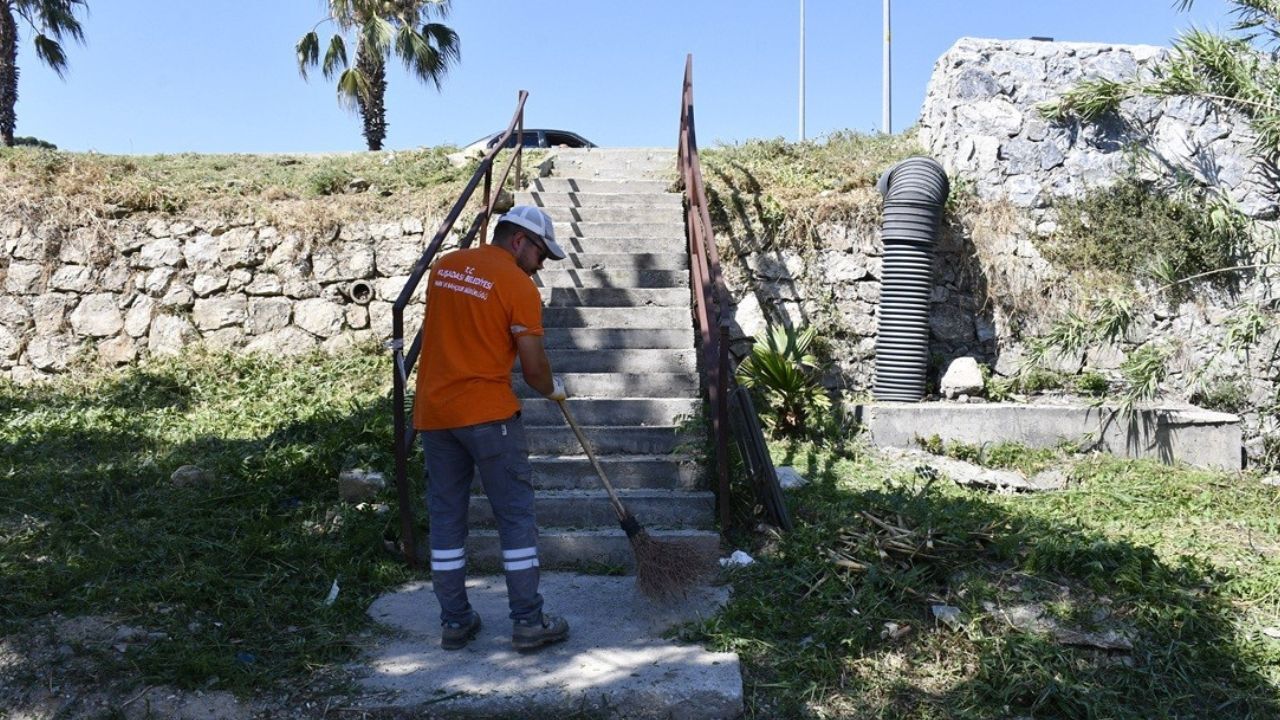 Kuşadası’nın Çehresi Her Geçen Gün Yenileniyor3