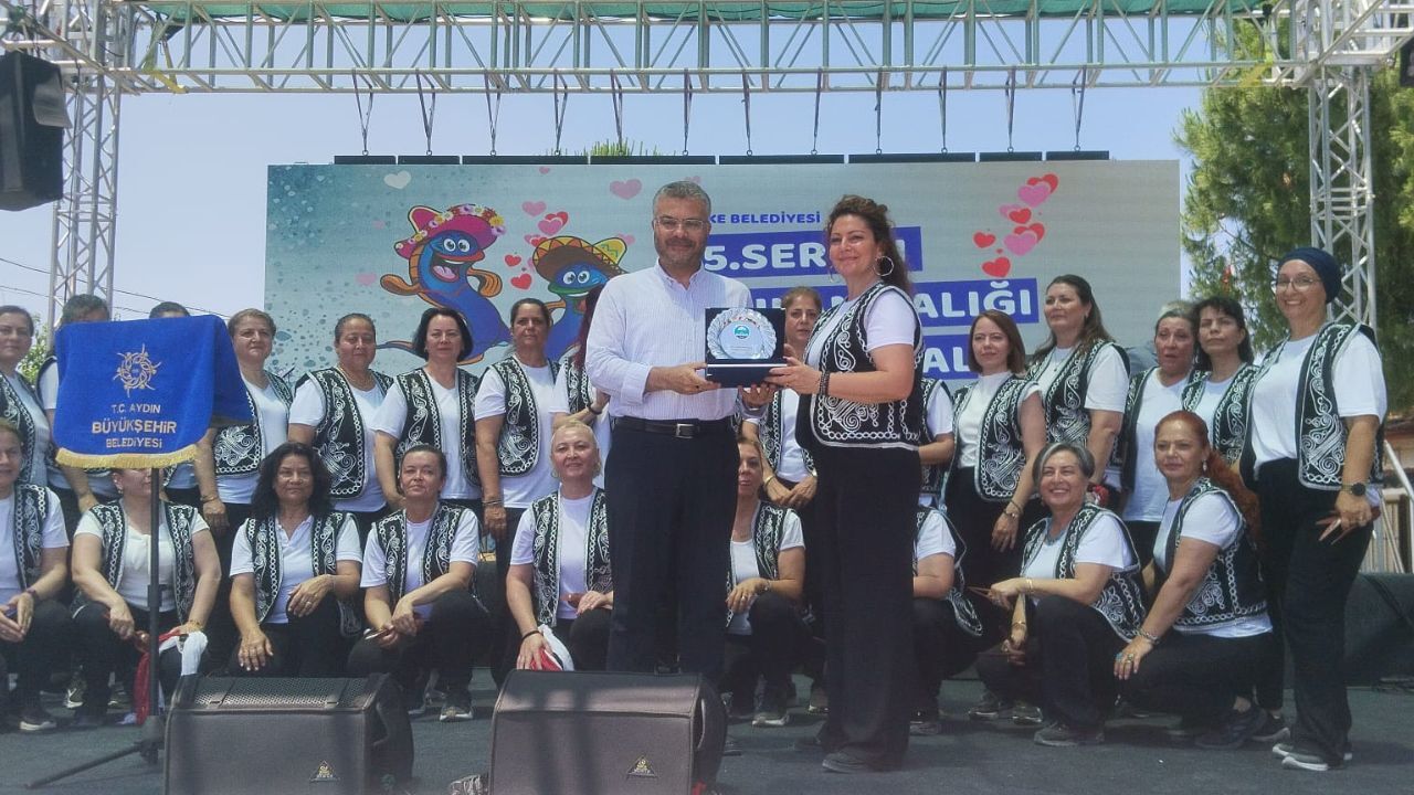 Serçin’de Yılan Balığı Festivali Coşkusu