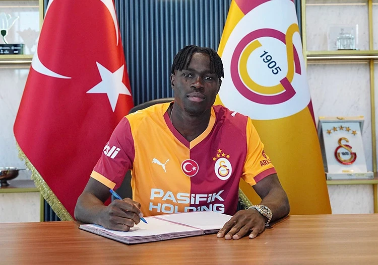 Galatasaray'ın yıldız oyuncusuna İtalya'dan dev teklif