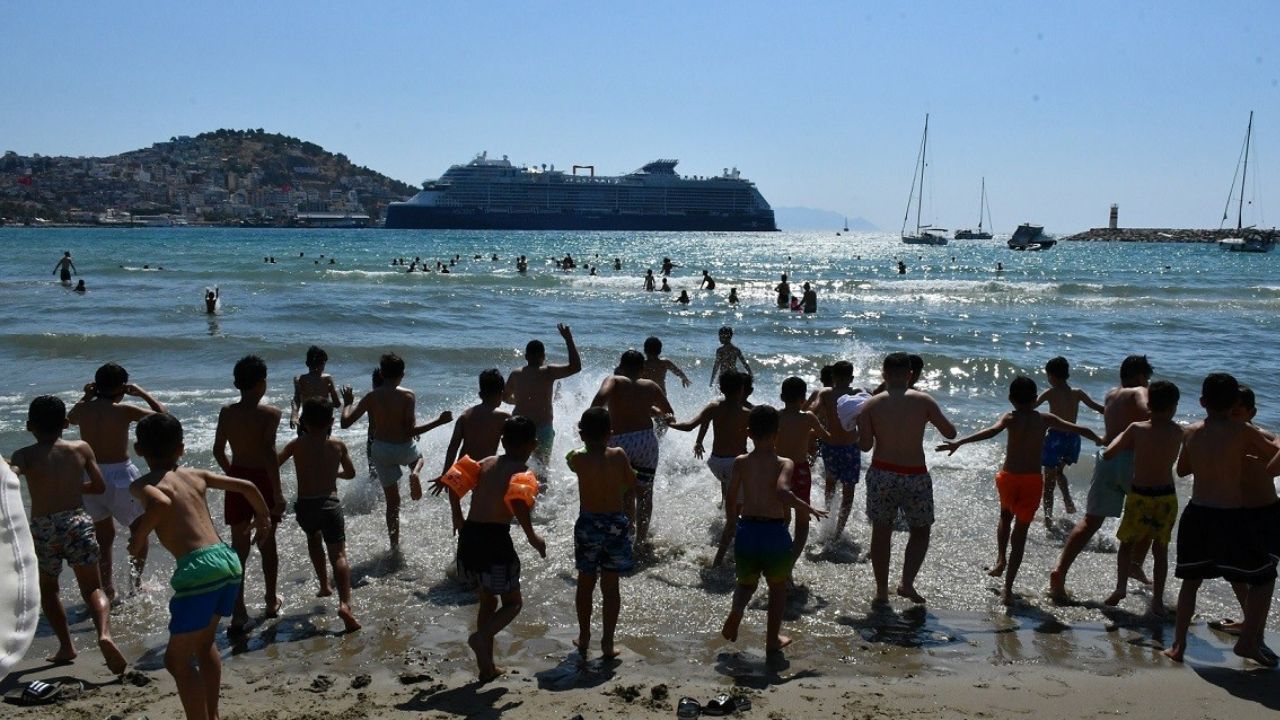 1500 Kilometre Yol Geldiler, Ilk Kez Denizi Kuşadası'nda Gördüler3
