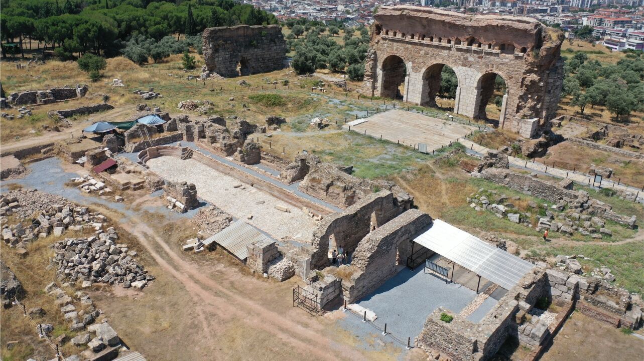 Aydın'da 2 Bin Yıllık 'Olimpik' Havuz Gün Yüzüne Çıkarıldı 2