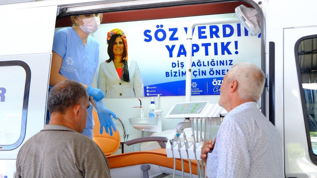 Aydınlılar Akın Etti! Mobil Diş Kliniği Ve Halk Ege Et Yoğun Ilgi Gördü1