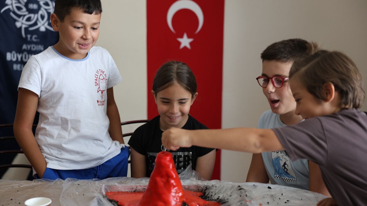 Çerçioğlu'nun Eğitim Projesi Yaz Tatiline Damga Vurdu