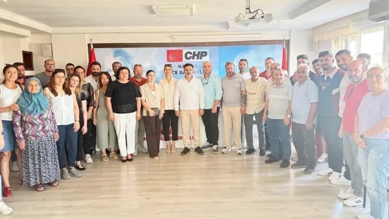Chp Nazilli'de Atmaca Dönemi Başladı İlk Işi Kılıçdaroğlu Pankartı Asmak Oldu!3