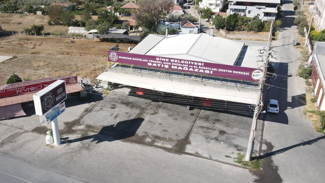 Çine Belediyesi'nin Eşref Tek Göndermesi Sosyal Medyada Gündem Oldu2