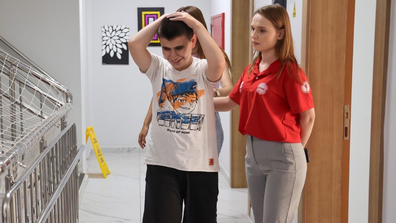 Efeler’de Alarm Çaldı, Herkes Tahliye Edildi! İşte O Anlar1