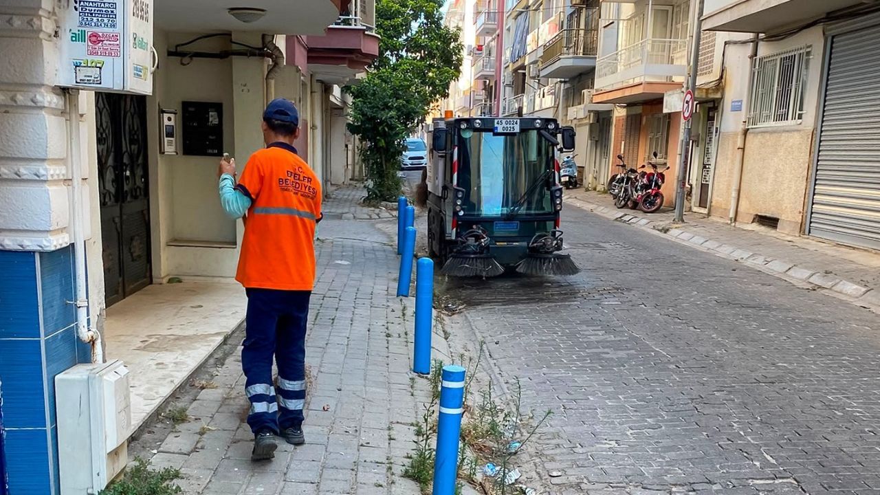 Efeler'de Kapsamlı Temizlik! O Mahalleler Pırıl Pırıl Oldu3
