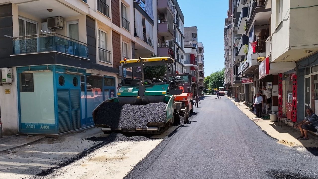 Efeler'de Yol Seferberliği Sürüyor! Başkan Yetişkin Yeni Güzergahları Açıkladı