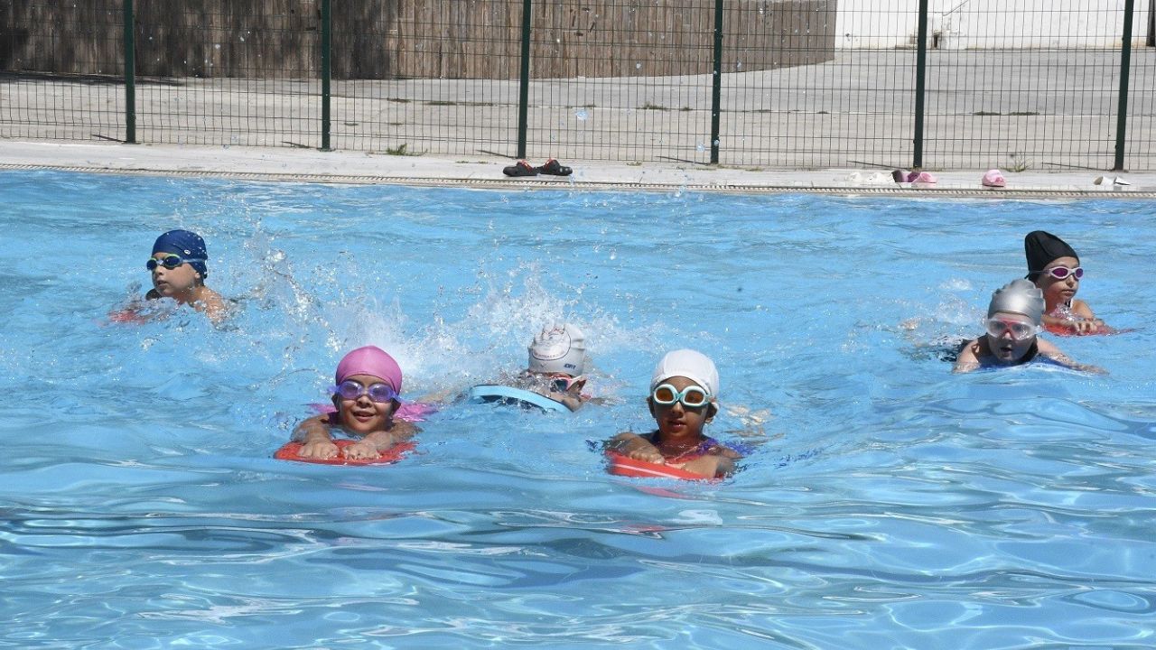 Kuşadası’nda 7 Branşta Ücretsiz Spor Eğitimi!4