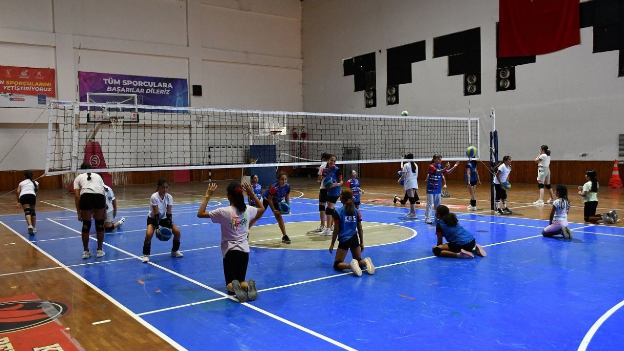 Kuşadası’nda 7 Branşta Ücretsiz Spor Eğitimi!6