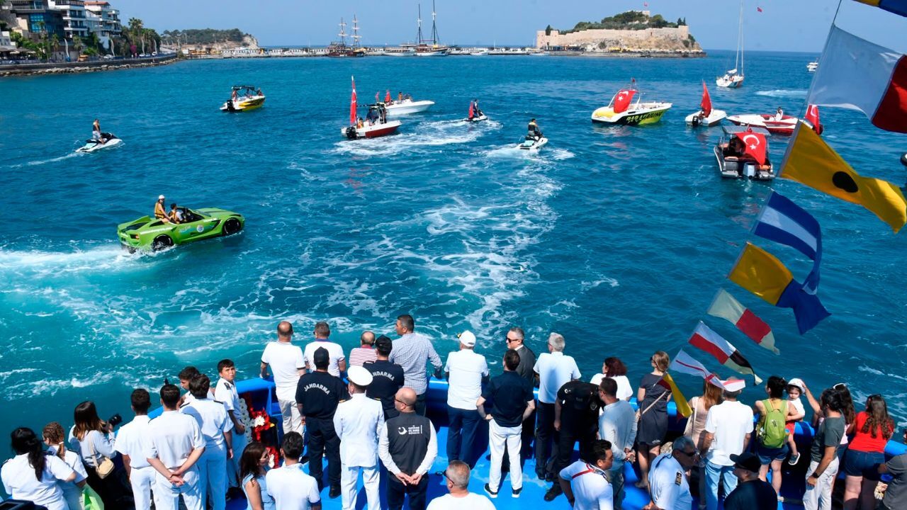 Kuşadası'nda Deniz Şehitleri Unutulmadı6