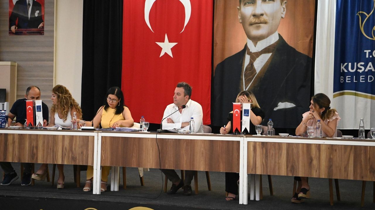 Kuşadası'nda Meclisten Vatandaşı Sevindiren Kararlar Çıktı1