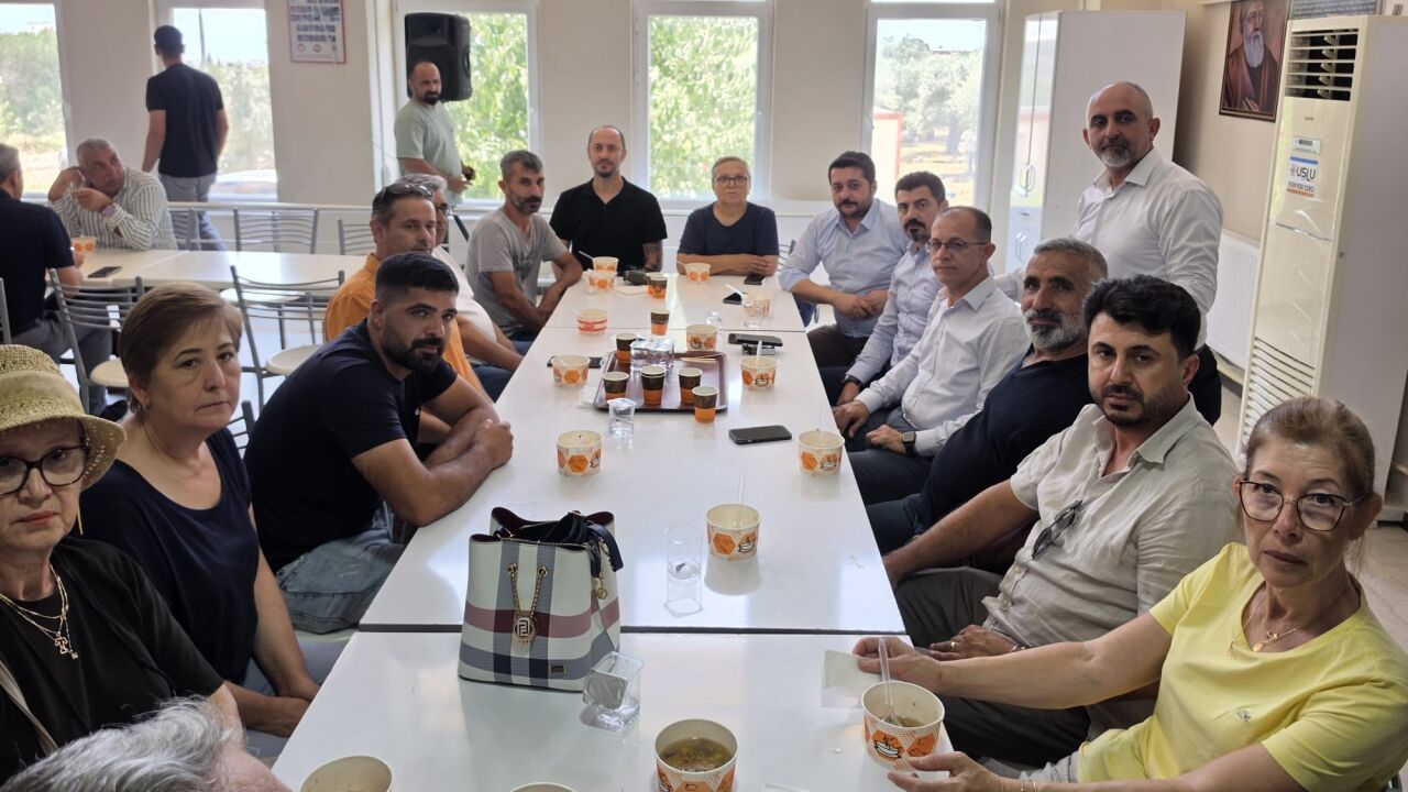 Nazilli'de Aşure Lokması Paylaşıldı 3