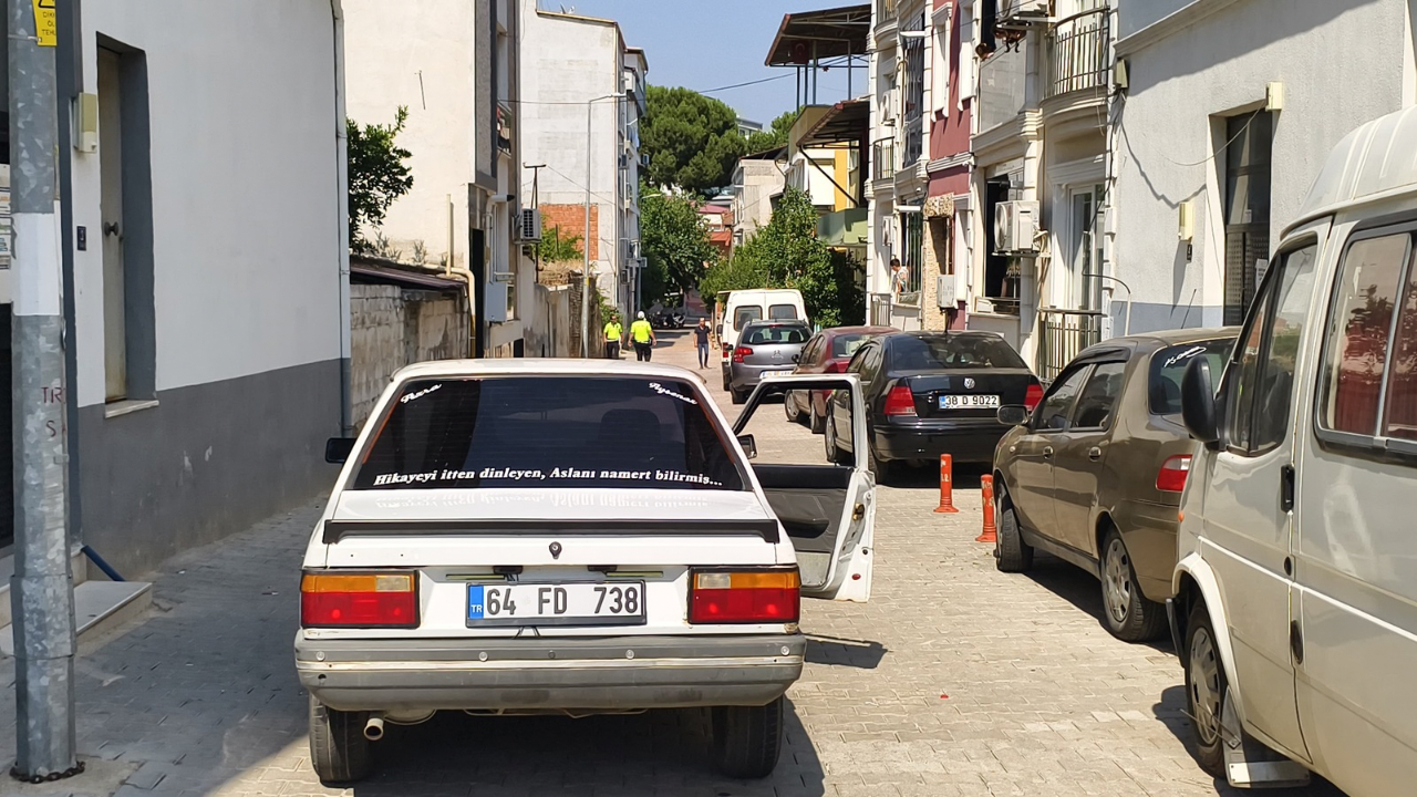 Terliklerini bırakıp kaçtı: Nazilli'de film gibi kovalamaca!