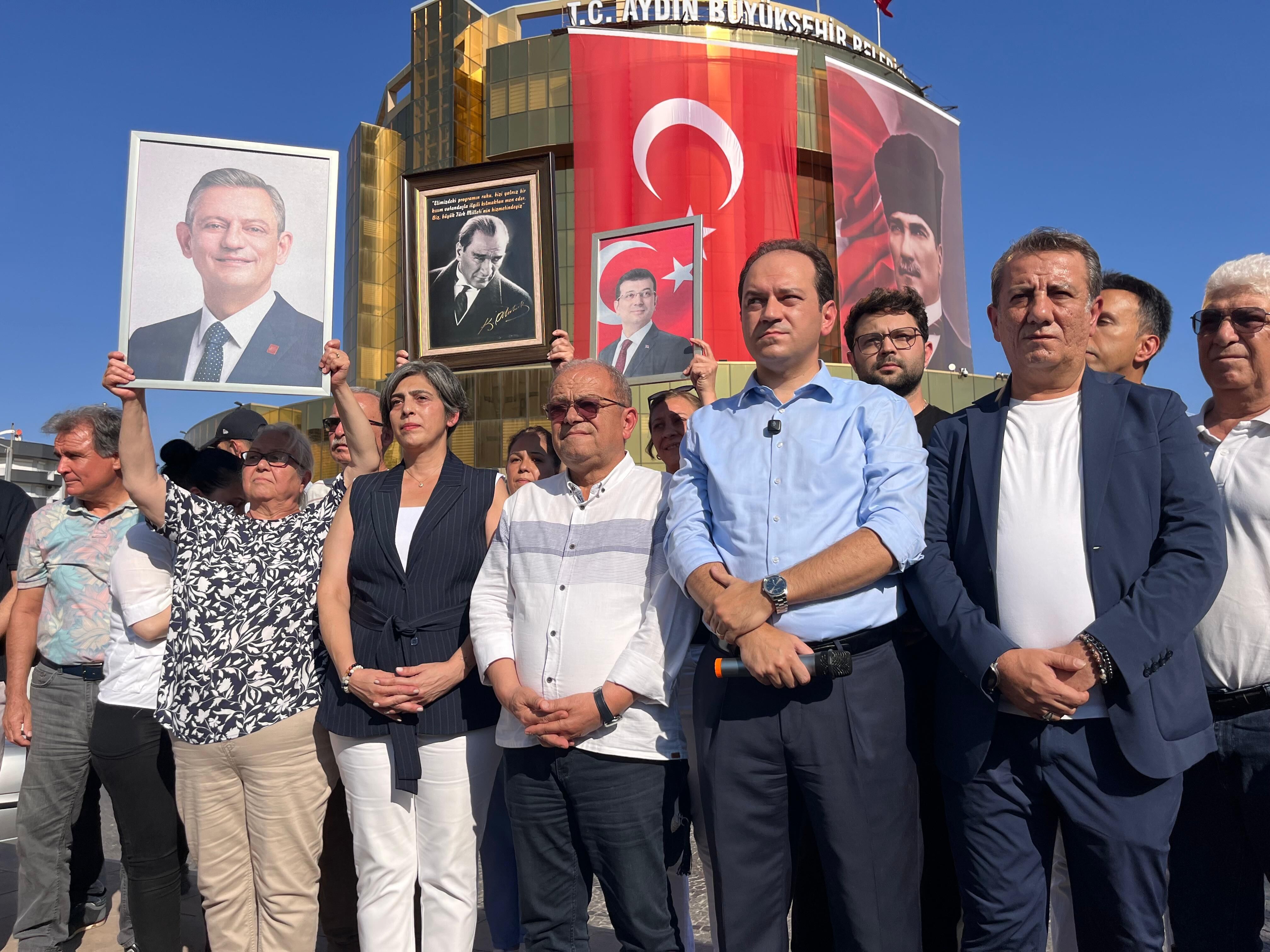 Yeni Parti Efeler