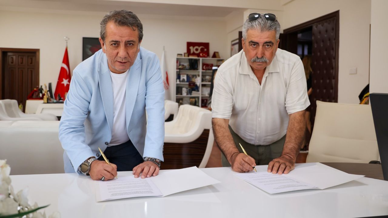 35 Yıl Sonra Bir Ilk! Anıl Yetişkin’den Dikkat Çeken Adım 2
