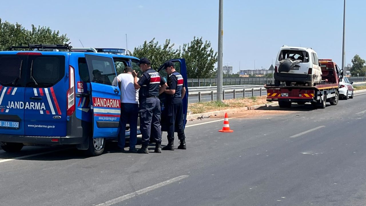 Aydın’da Araç Takla Attı! 4 Kişi Yaralandı2