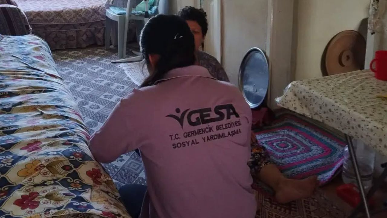Başkan Zencirci'den Gönüllere Dokunan Hizmet! Kapı Kapı Destek Ulaştı1
