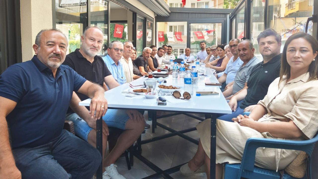 Chp Kuşadası'nda Birlik Gösterisi! O Isimler Aynı Masada Buluştu1