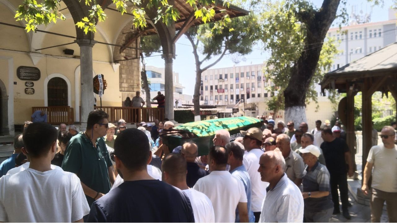 Söke’de Acı Veda! Sevilen Isim Dualarla Uğurlandı