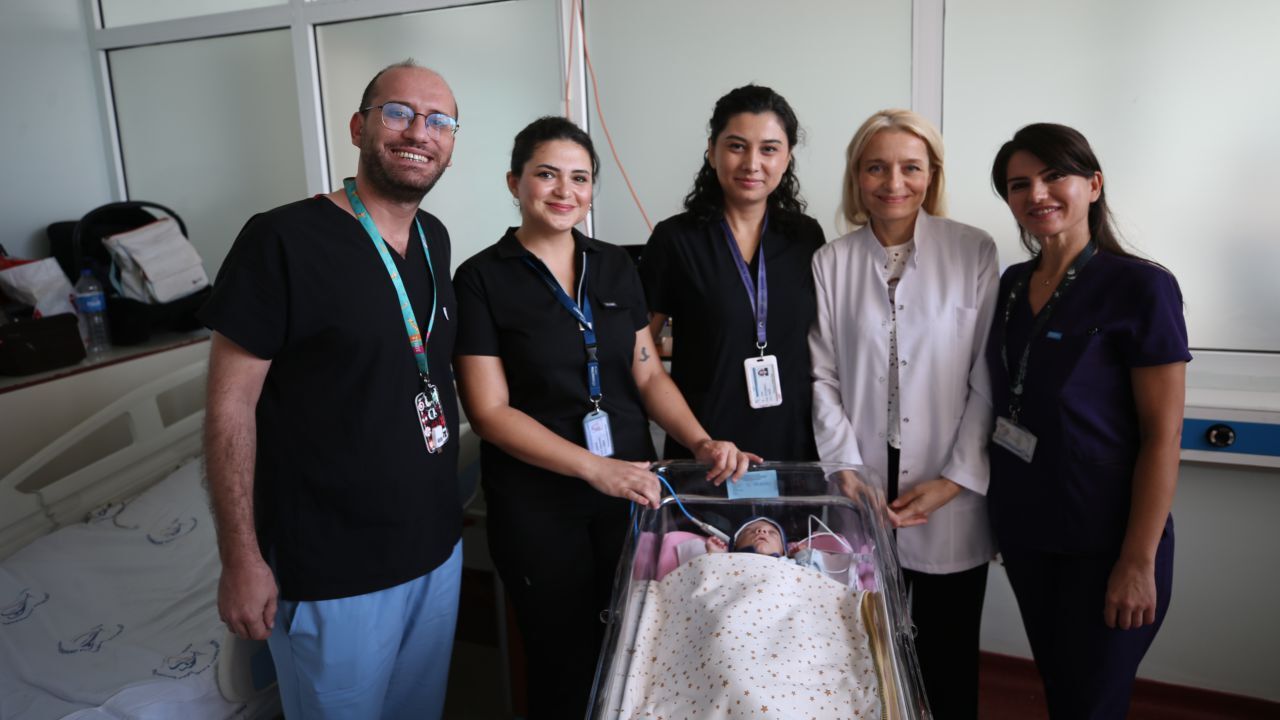 22 Haftalık Doğdu, 240 Gün Sonra Hastaneden Çıktı! 5