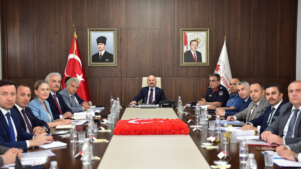 Aydın'da okul saldırısının ardından örnek toplantı
