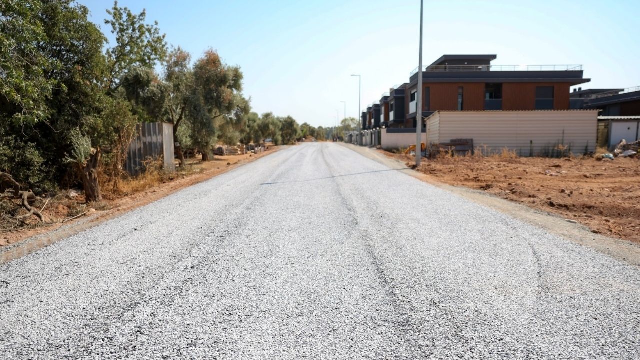 Başkan Yetişkin Harekete Geçti! Efeler’de Yollar Yenileniyor1
