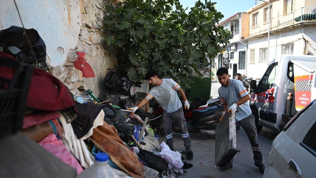 Kuşadası Belediyesi Çevreyi Kirletenlere Göz Açtırmıyor3