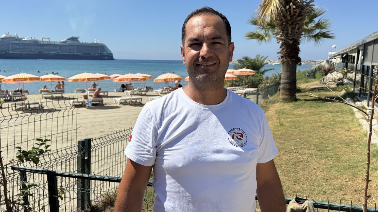 Kuşadası’nın Altında Bambaşka Bir Dünya! Dalgıçlar O Mağaraya Giriyor 8
