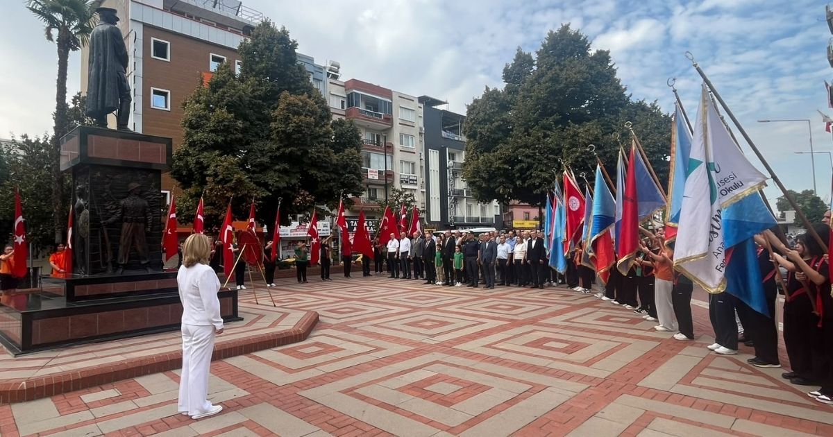 Nazilli’de İlköğretim Haftası töreni