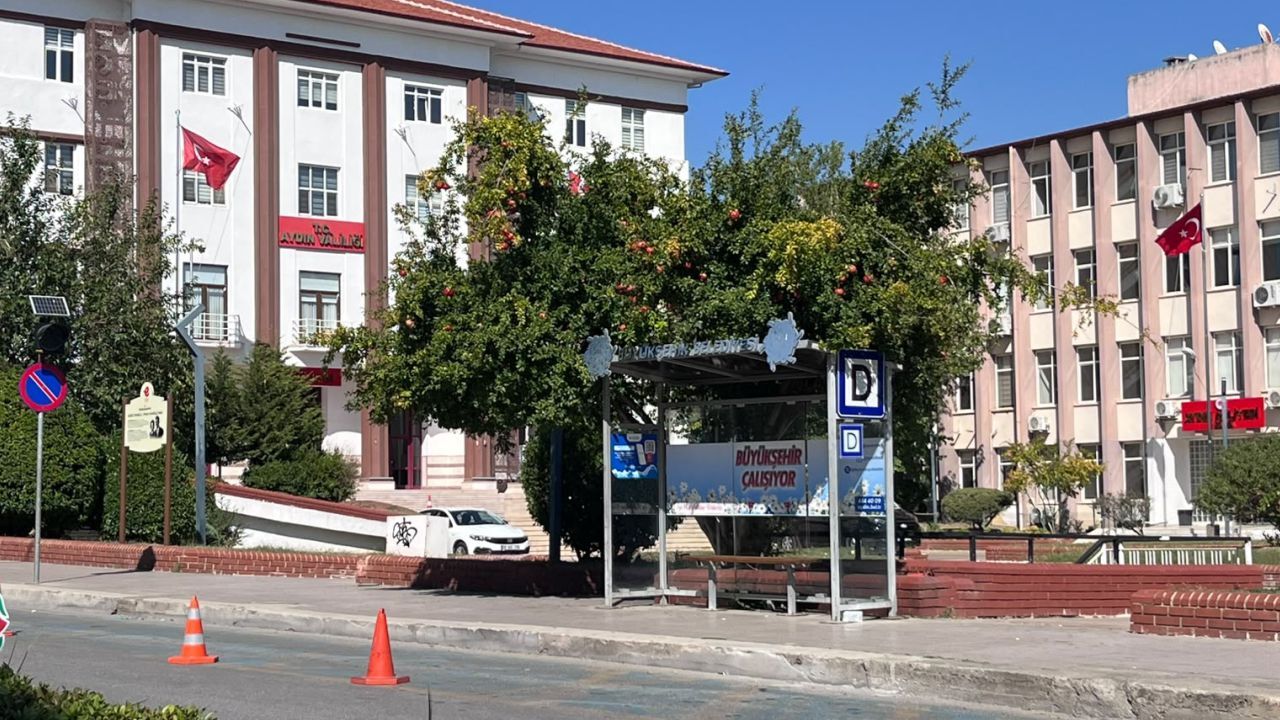 Aydın Adliyesi Önünde Şüpheli Paket Paniği3