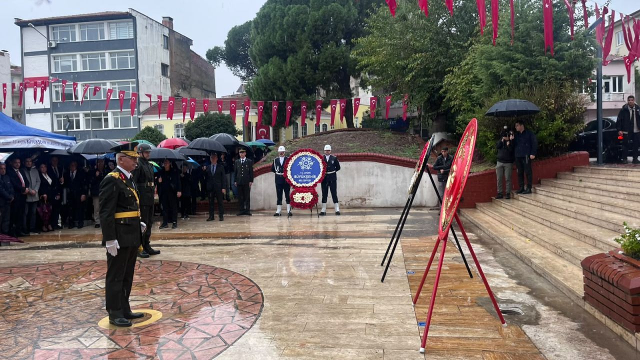 Aydın’da Cumhuriyet Bayramı Coşkusu Çelenk Töreniyle Başladı 2