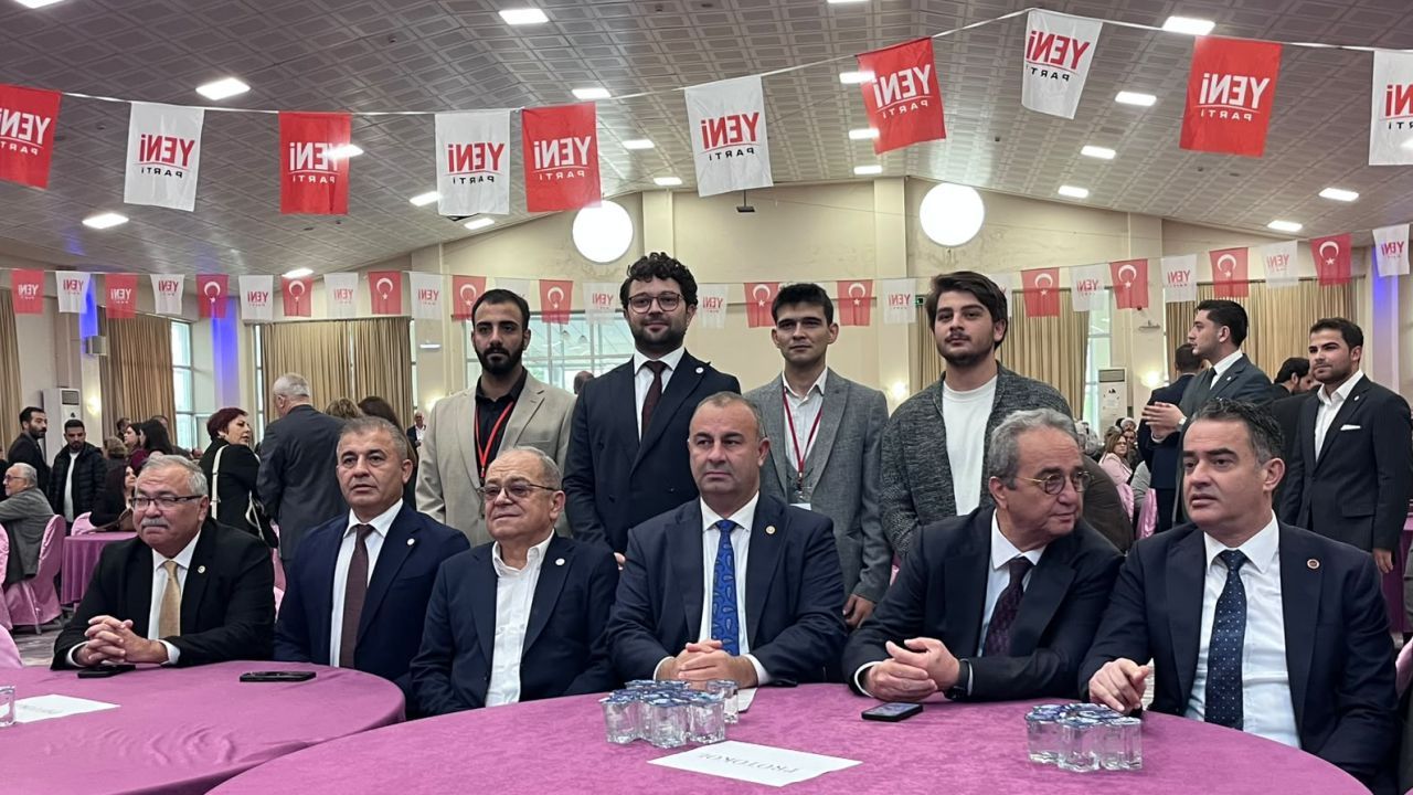 YENİ Parti Aydın kongresi gecikmeli başladı!